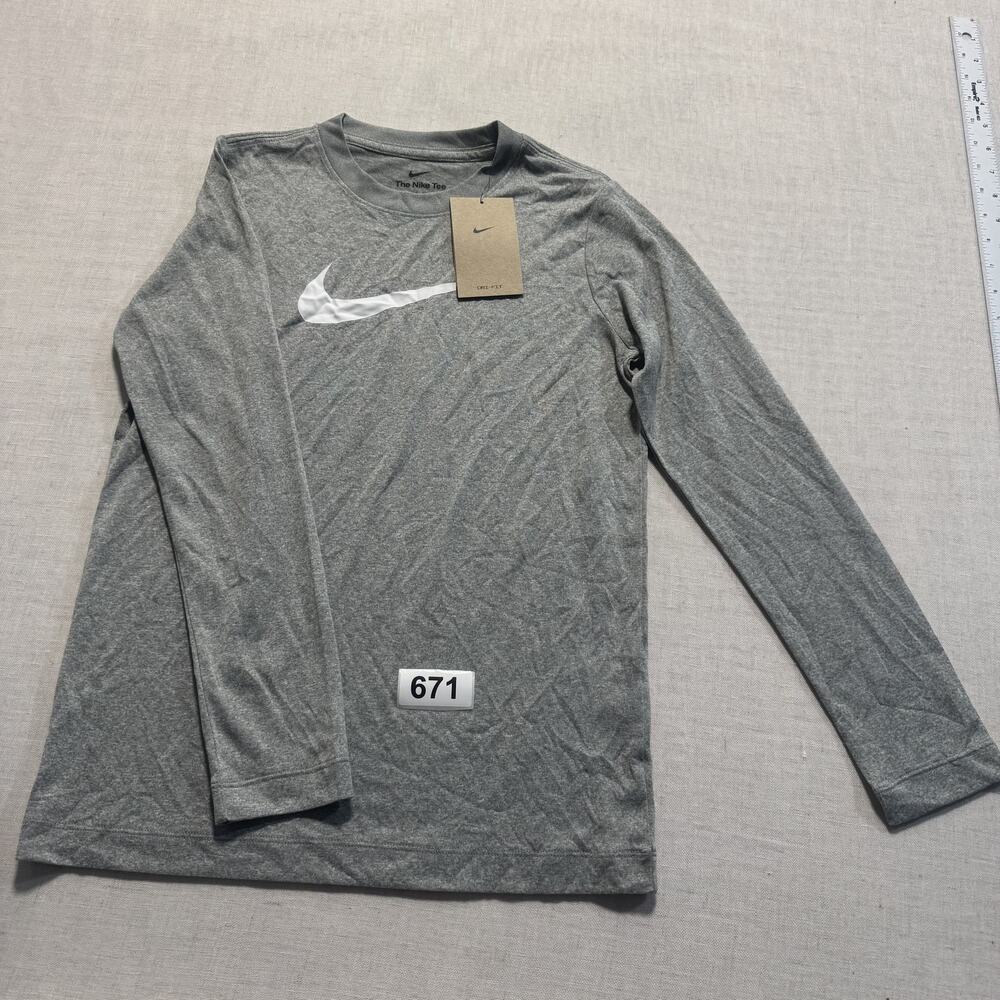 Nike  NIKE THE TEE Long Sleeve Boys Sz‎ M Gray Brand New